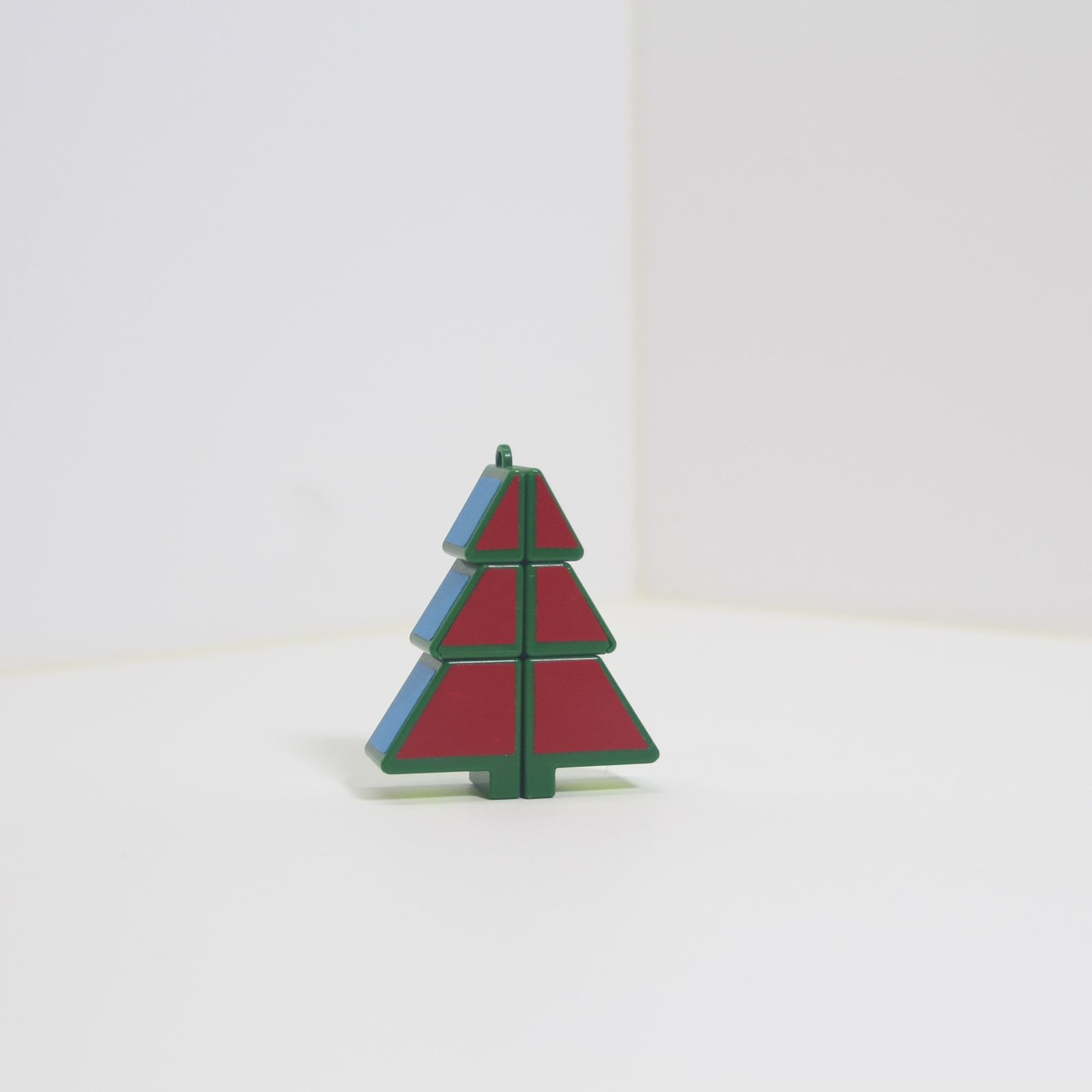 Cube Photo of 1x2x3 Christmas Tree