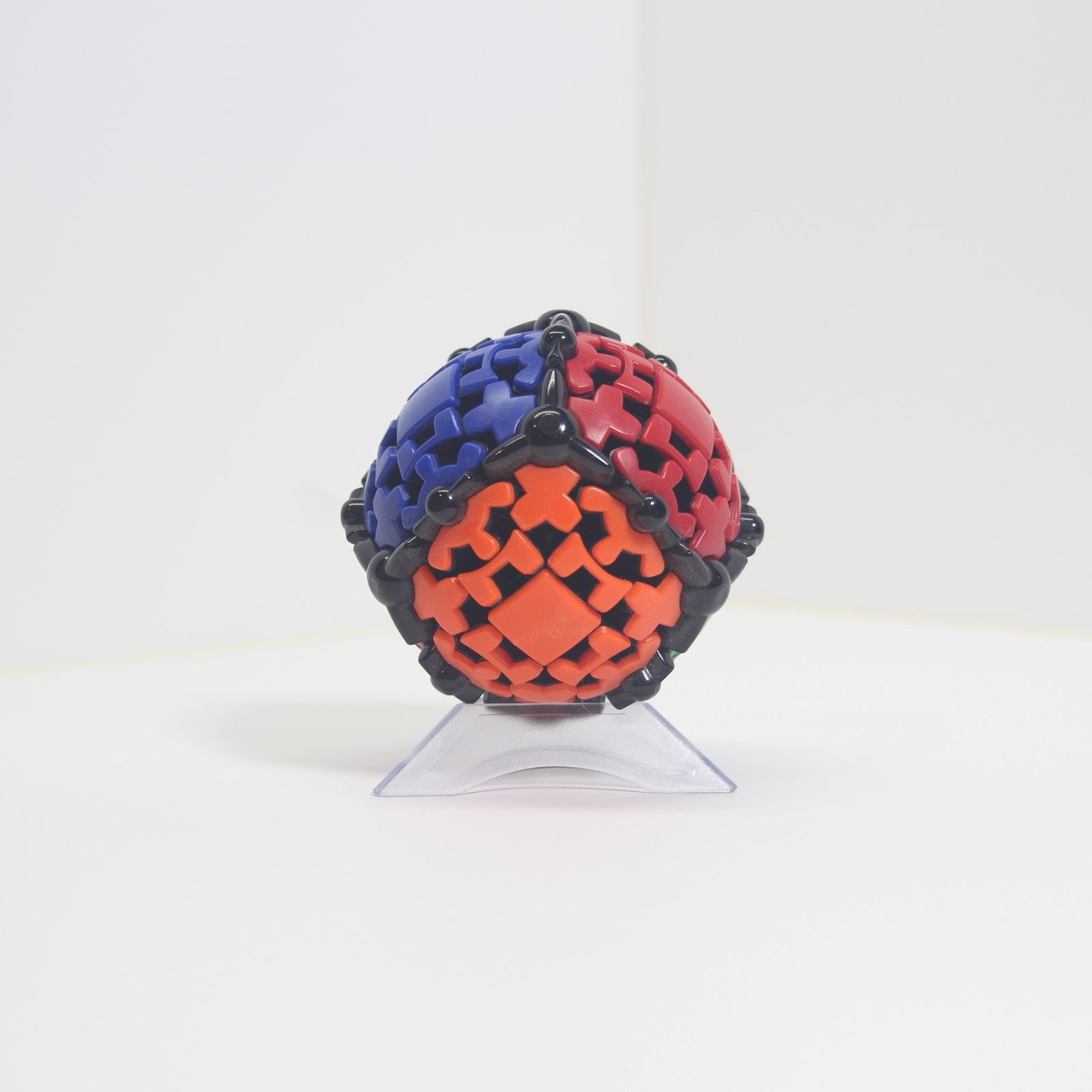 Cube Photo of Gear Ball