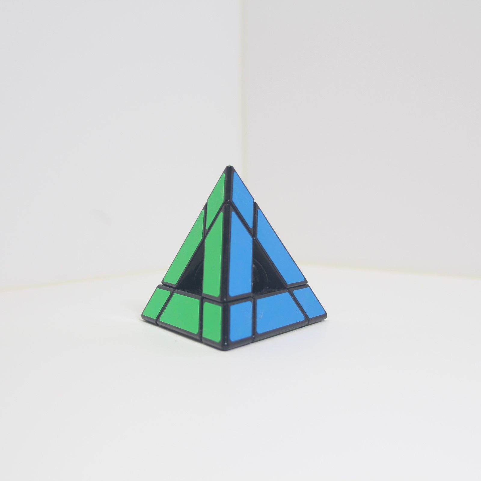 Cube Photo of Void Pyraminx