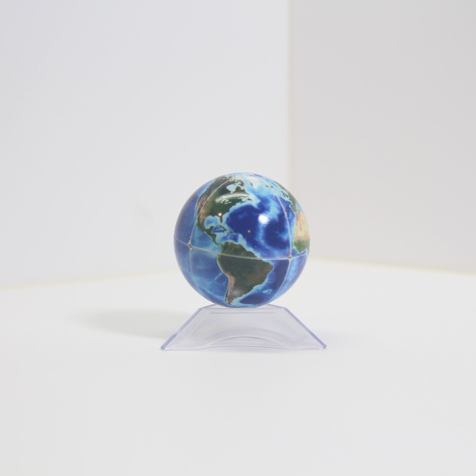 Cube Photo of Earth 2x2